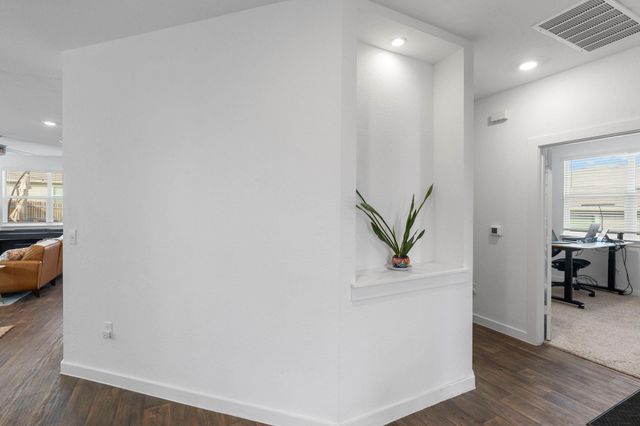 3204 Egan DR, Pflugerville, TX 78660