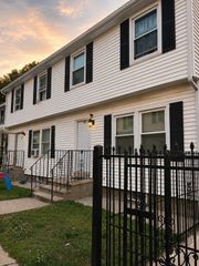 85 Beacon Ave 1, Lawrence, MA 01843