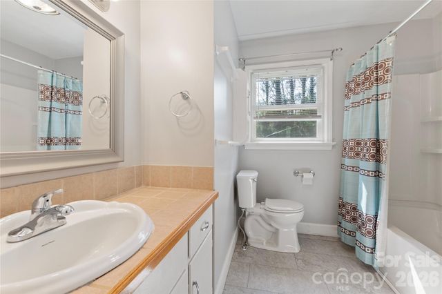 425 Bost Road, Morganton, NC 28655