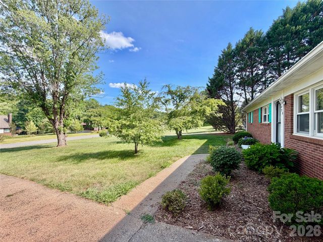 425 Bost Road, Morganton, NC 28655