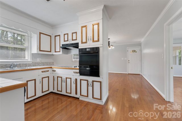 425 Bost Road, Morganton, NC 28655