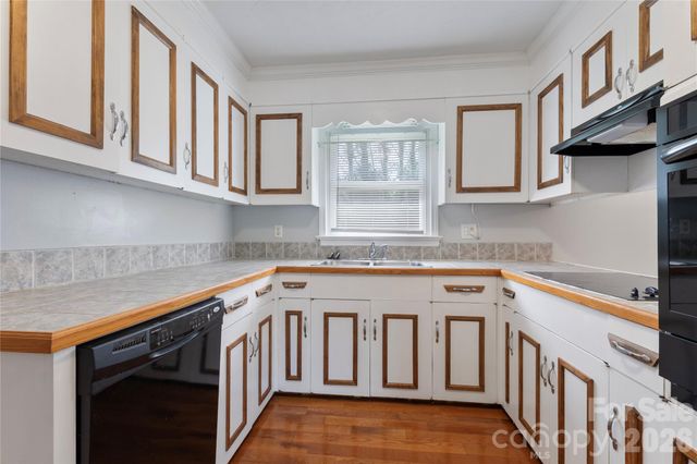 425 Bost Road, Morganton, NC 28655