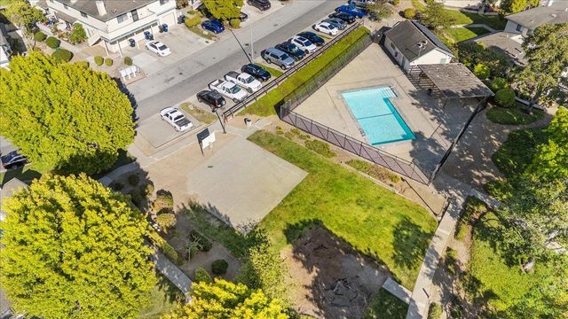 201 Silver Leaf Drive A, Watsonville, CA 95076