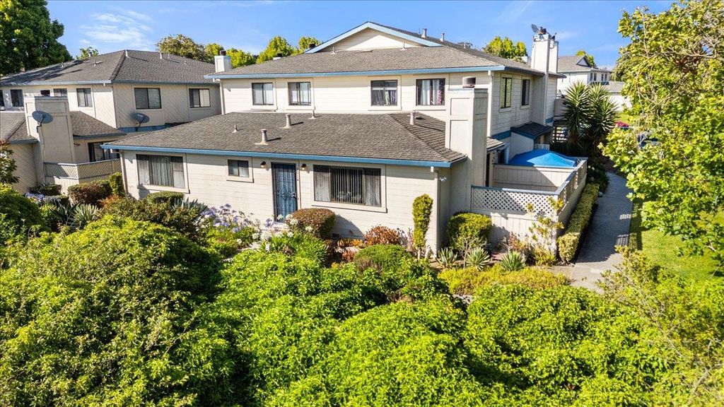 201 Silver Leaf Drive A, Watsonville, CA 95076