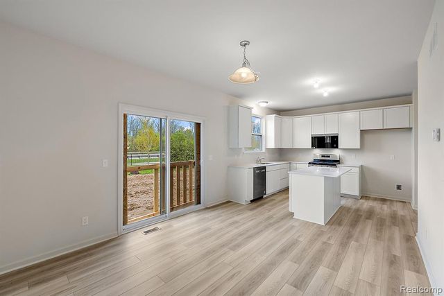 24701 Mooring Drive, Macomb, MI 48042