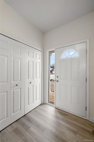 24701 Mooring Drive, Macomb, MI 48042
