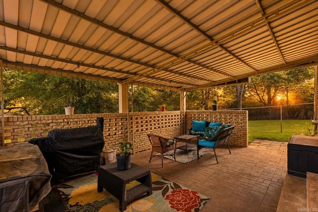 7015 Amherst Drive, Little Rock, AR 72205