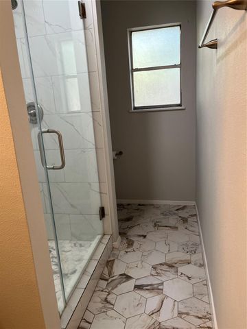 3661 Youpon Street, Huntsville, TX 77340