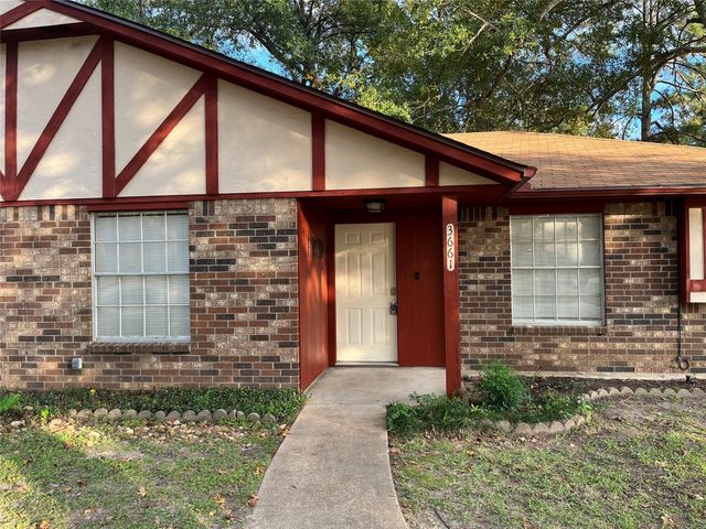 3661 Youpon Street, Huntsville, TX 77340