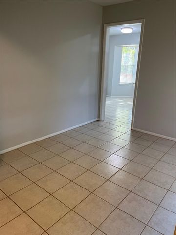 3661 Youpon Street, Huntsville, TX 77340