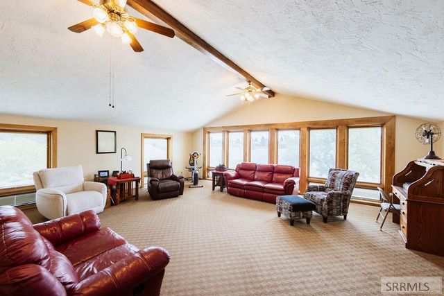 2255 E Greenbrier Drive, Idaho Falls, ID 83404