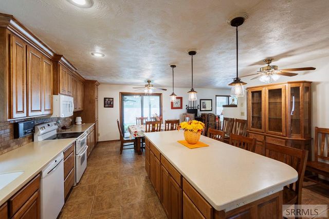 2255 E Greenbrier Drive, Idaho Falls, ID 83404