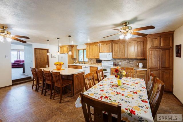 2255 E Greenbrier Drive, Idaho Falls, ID 83404