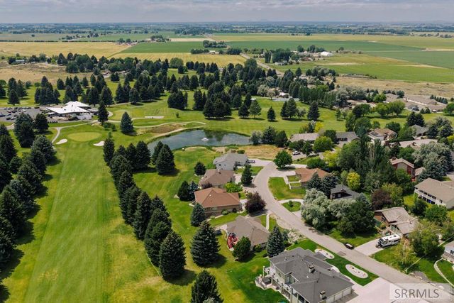 2255 E Greenbrier Drive, Idaho Falls, ID 83404