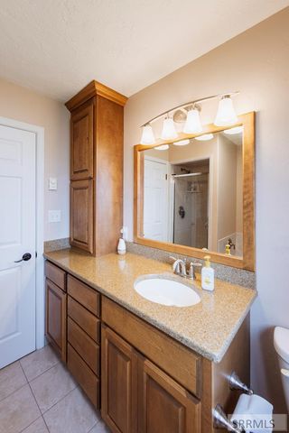 2255 E Greenbrier Drive, Idaho Falls, ID 83404