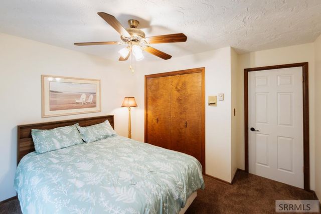 2255 E Greenbrier Drive, Idaho Falls, ID 83404
