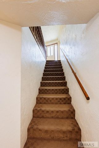 2255 E Greenbrier Drive, Idaho Falls, ID 83404