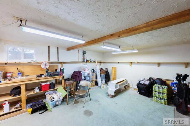 2255 E Greenbrier Drive, Idaho Falls, ID 83404