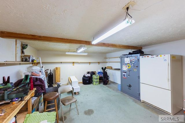 2255 E Greenbrier Drive, Idaho Falls, ID 83404