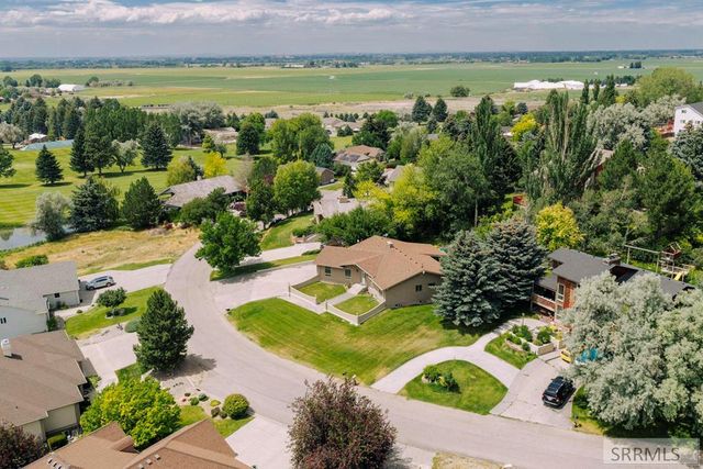 2255 E Greenbrier Drive, Idaho Falls, ID 83404