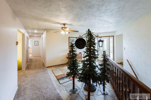 2255 E Greenbrier Drive, Idaho Falls, ID 83404