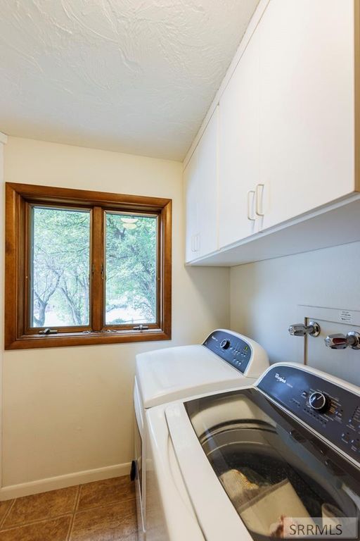 Image 42 of property listing at 2255 E Greenbrier Drive, Idaho Falls, ID 83404