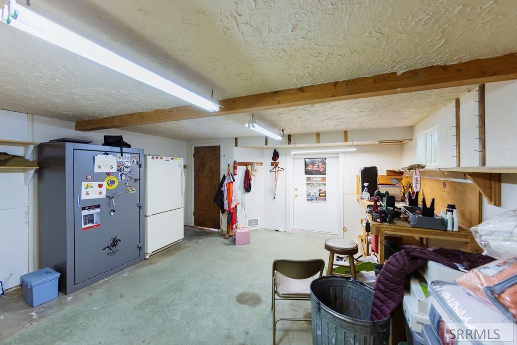 Image 61 of property listing at 2255 E Greenbrier Drive, Idaho Falls, ID 83404
