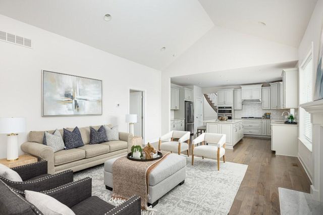 3000 N Spurway Drive, Ann Arbor, MI 48105