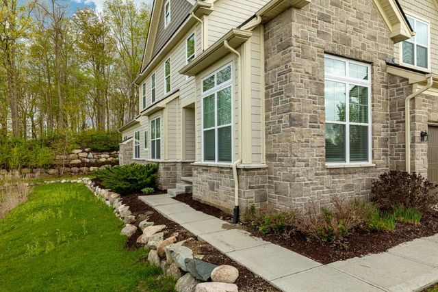 3000 N Spurway Drive, Ann Arbor, MI 48105