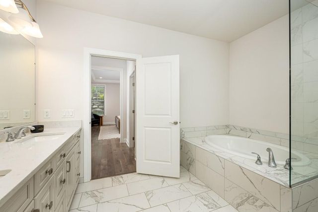 3000 N Spurway Drive, Ann Arbor, MI 48105