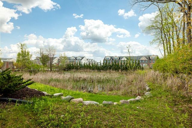 3000 N Spurway Drive, Ann Arbor, MI 48105