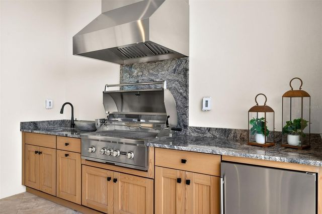 8380 SEA GLASS COURT, Sarasota, FL 34240