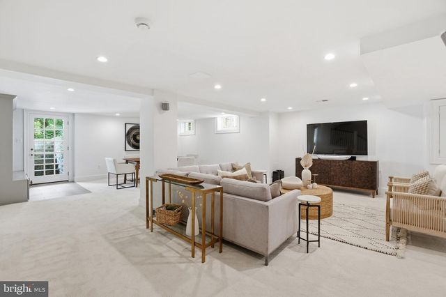 3101 HIGHLAND PL NW, Washington, DC 20008
