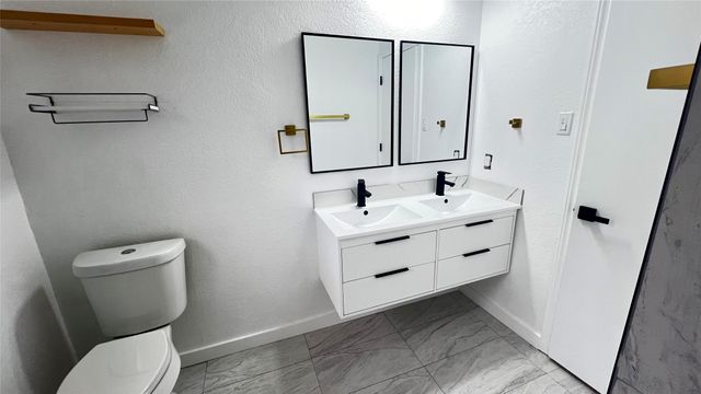 1116 Cresthaven Drive, Lancaster, TX 75134