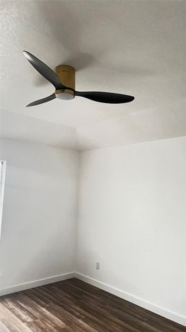 1116 Cresthaven Drive, Lancaster, TX 75134