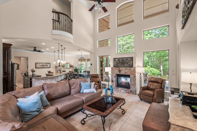 700 Coffee Circle, Pottsboro, TX 75076