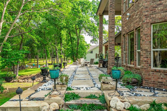 700 Coffee Circle, Pottsboro, TX 75076