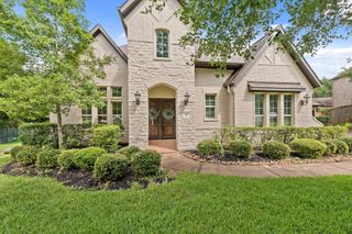 110 Pickerel Point, Montgomery, TX 77316