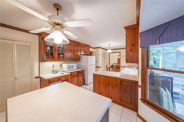 734 Dushea NW Court, Kennesaw, GA 30144