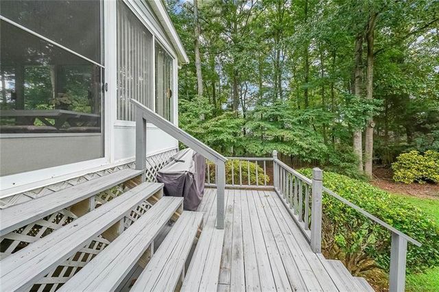 734 Dushea NW Court, Kennesaw, GA 30144