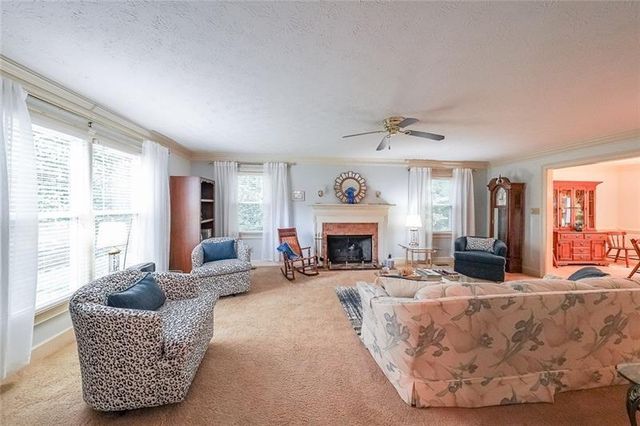 734 Dushea NW Court, Kennesaw, GA 30144