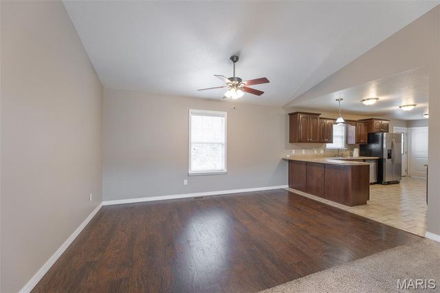 213 Murfield Drive, Poplar Bluff, MO 63901