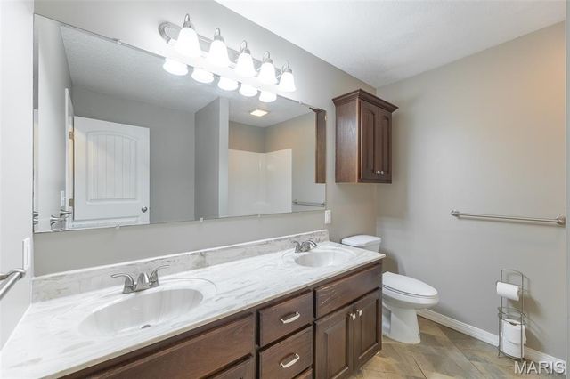 213 Murfield Drive, Poplar Bluff, MO 63901