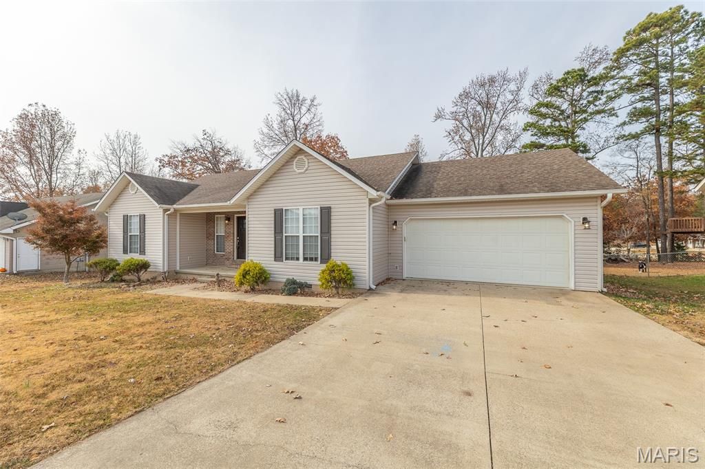 213 Murfield Drive, Poplar Bluff, MO 63901