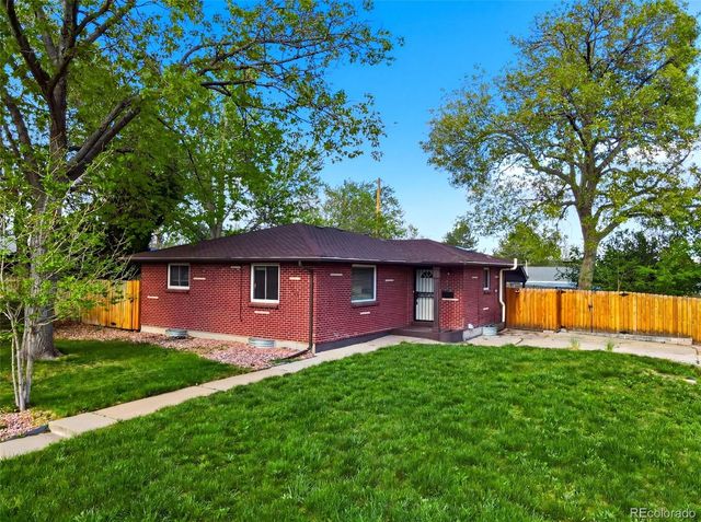 1490 S Zephyr Street, Lakewood, CO 80232