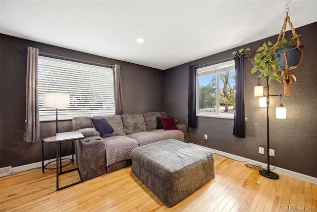 1490 S Zephyr Street, Lakewood, CO 80232