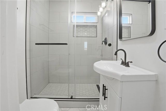 6315 Madden, Los Angeles, CA 90043