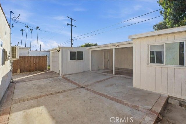 6315 Madden, Los Angeles, CA 90043