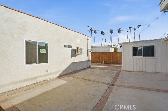 6315 Madden, Los Angeles, CA 90043