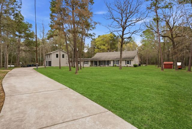 5222 Ranch Hill Drive, Magnolia, TX 77354